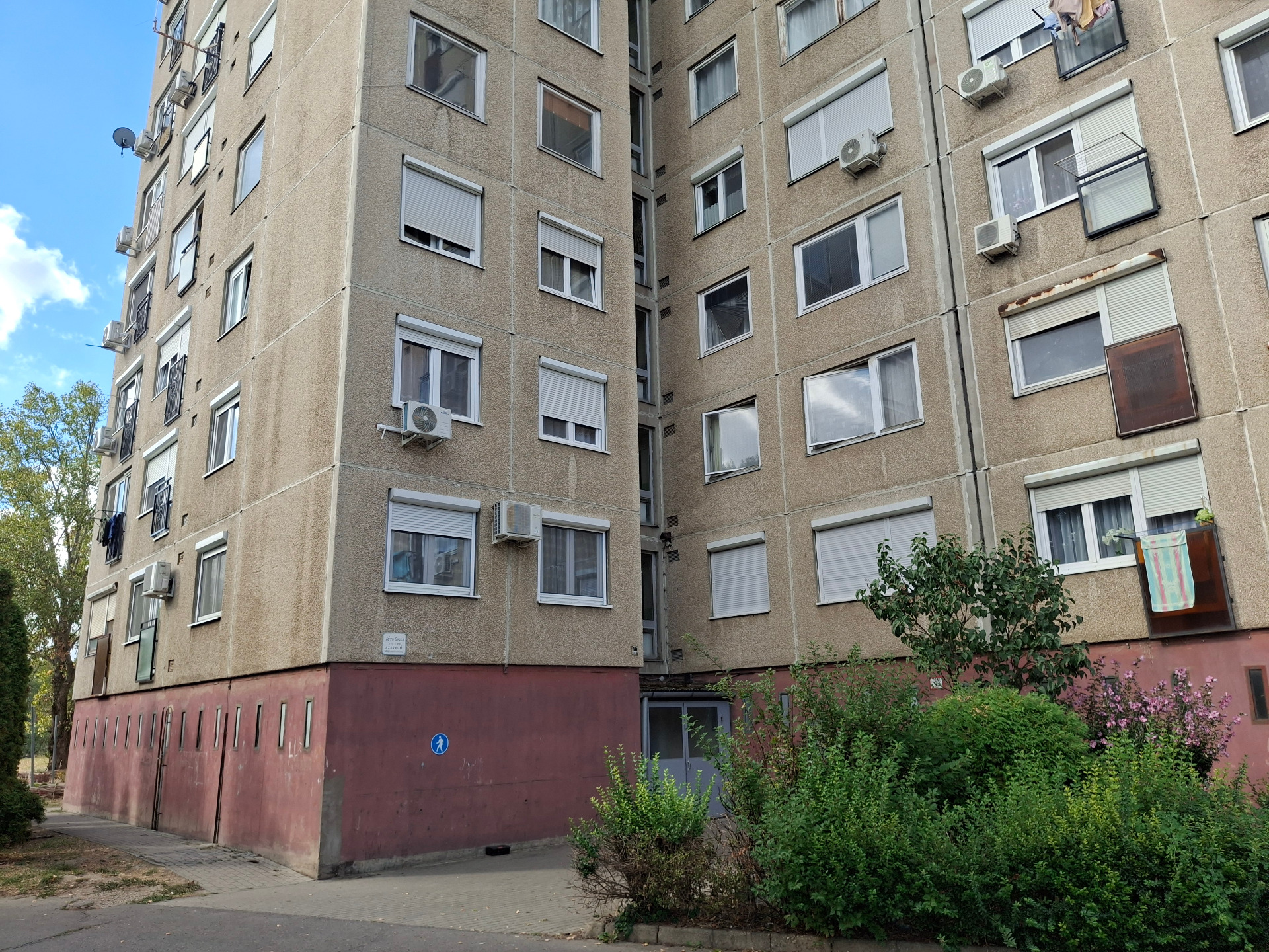 MÁJUS 1TÉR 10 6.EMELET